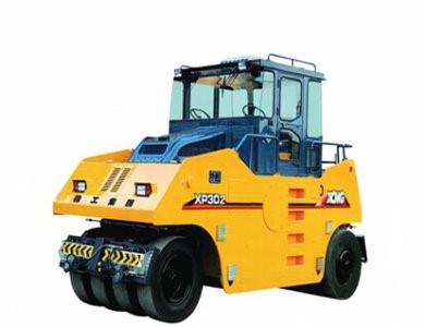 Пневмоколесный дорожный каток XCMG XP302