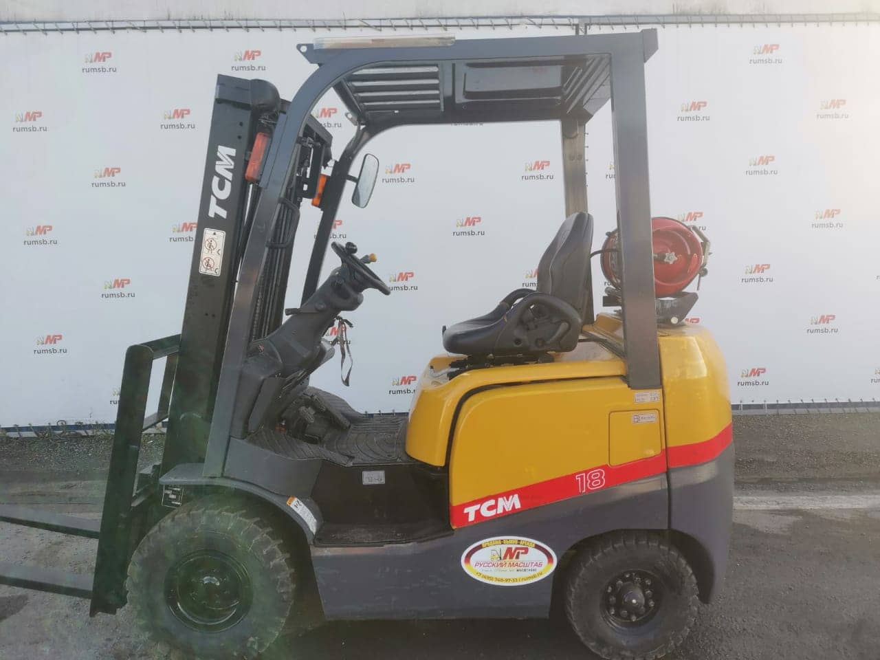 Бензиновый погрузчик tсм fhg18t3