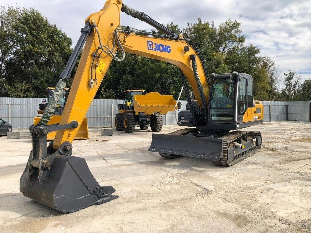Гусеничный экскаватор XCMG XE180DN