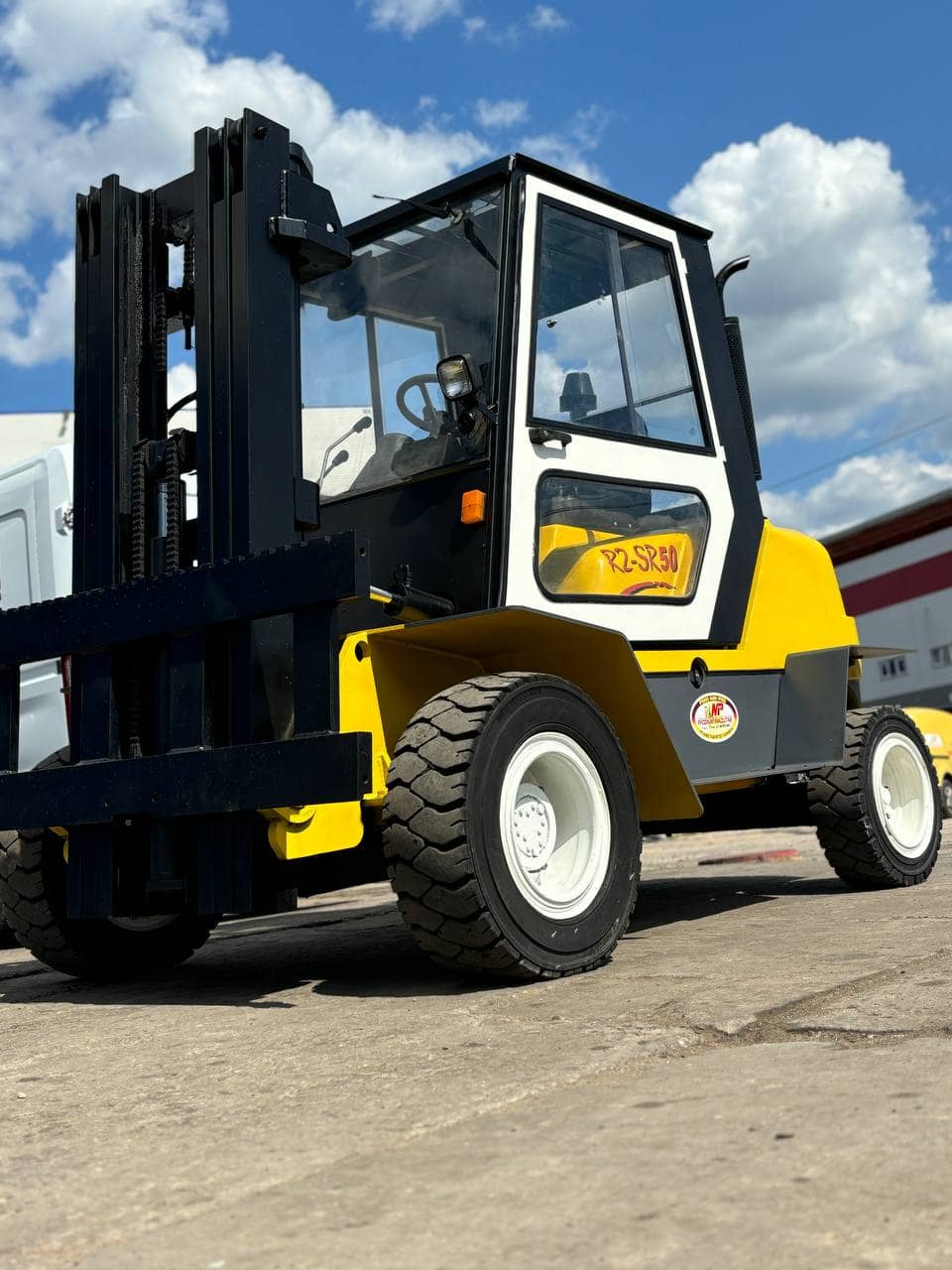 БУ Вилочный погрузчик BALKANCAR Record 2sr дв 1798.33.240 sr